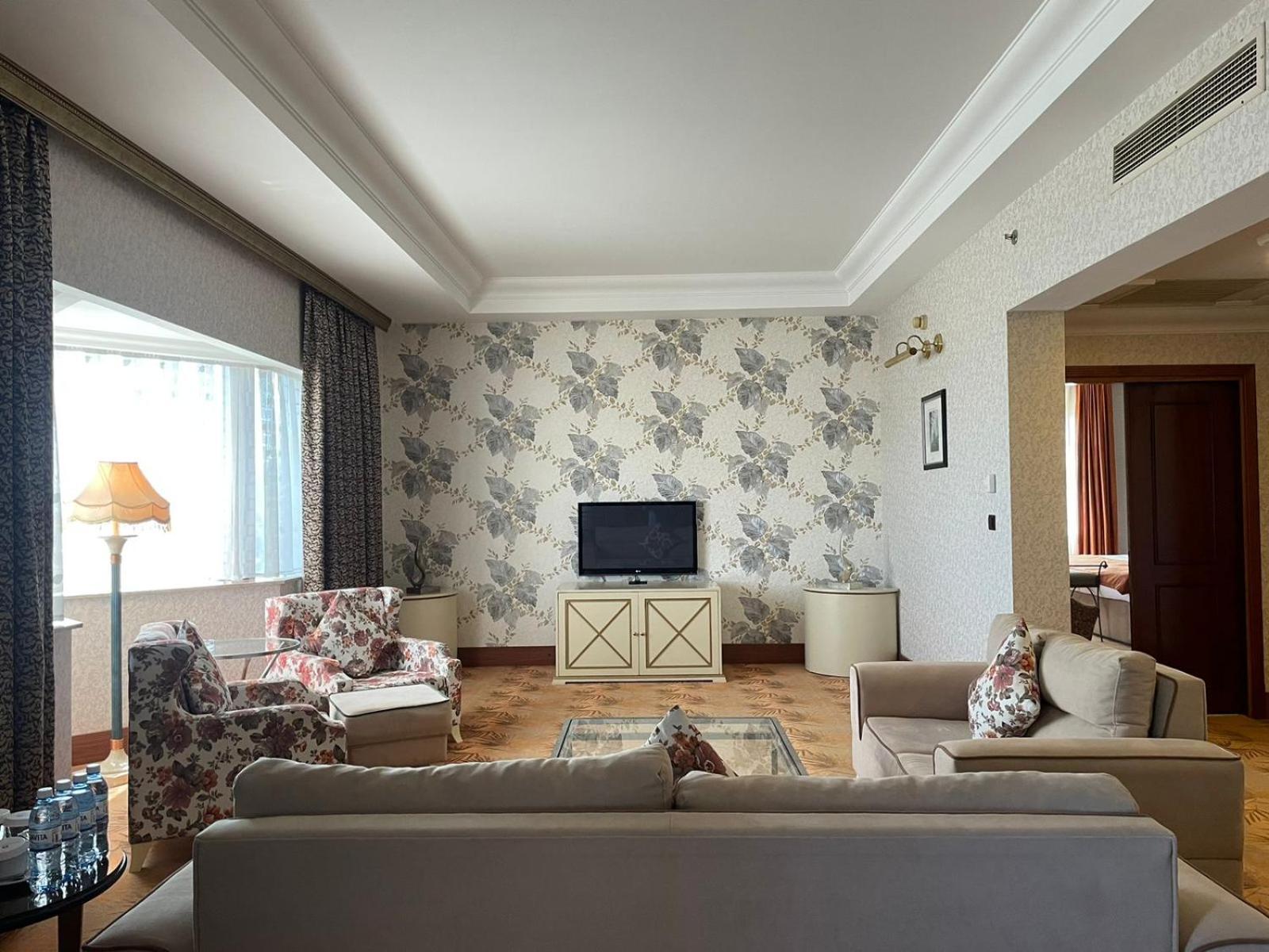 Grand Hotel Europe Баку Екстер'єр фото